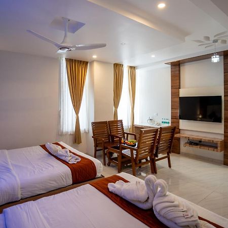 Hotel Sree Bharat Residency Alāndurai Zewnętrze zdjęcie