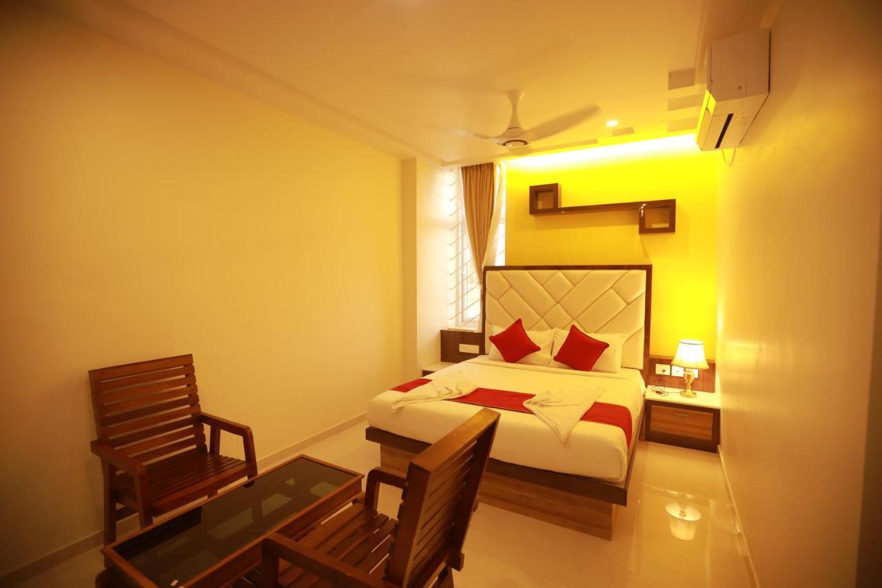 Hotel Sree Bharat Residency Alāndurai Zewnętrze zdjęcie