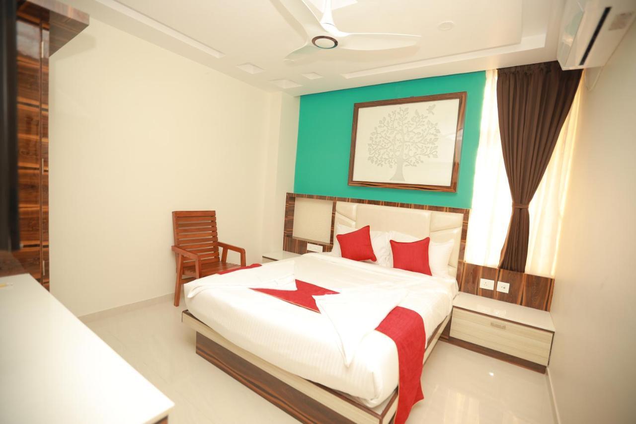 Hotel Sree Bharat Residency Alāndurai Zewnętrze zdjęcie