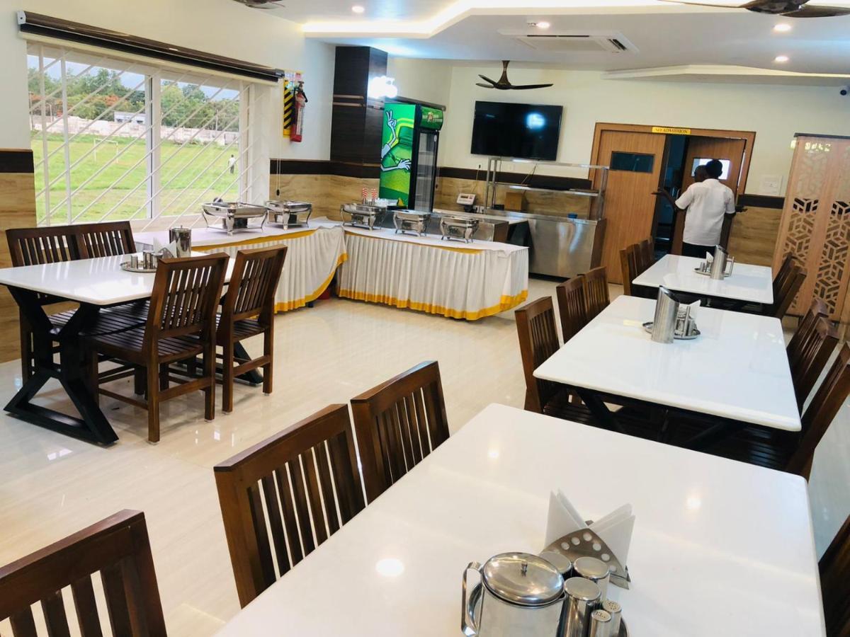 Hotel Sree Bharat Residency Alāndurai Zewnętrze zdjęcie