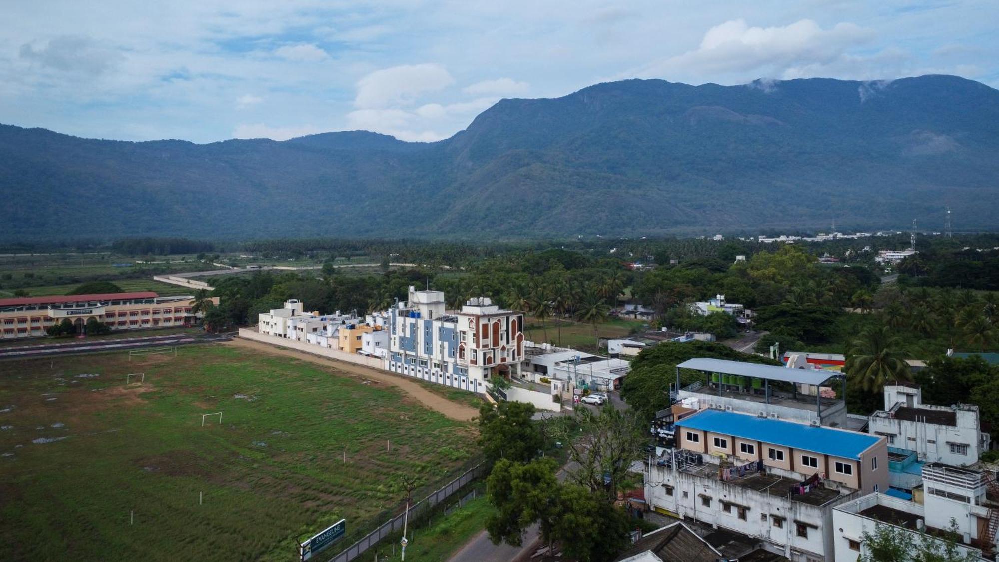 Hotel Sree Bharat Residency Alāndurai Zewnętrze zdjęcie